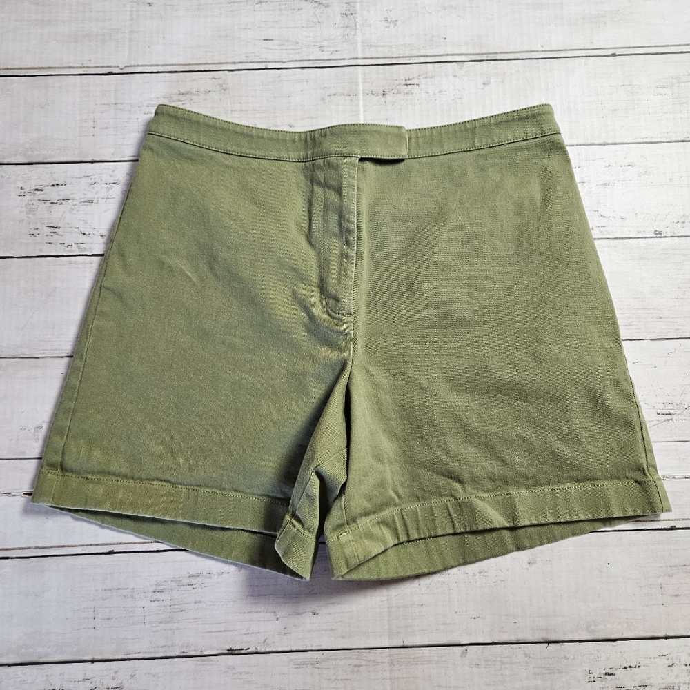 Ann Taylor Size 8 Green High Waist Flat‎ Front Shorts